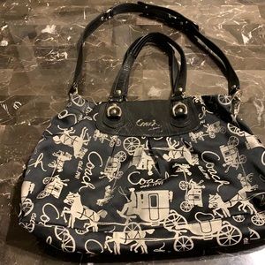Coach bag with vintage cloth pattern!